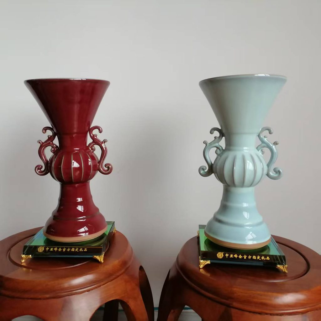 图片[1]-邢亚龙《和合尊》一对-嘉诚艺术