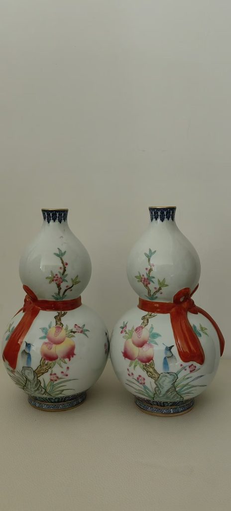 图片[1]-乾隆年制《粉彩福禄寿喜瓶》一对-嘉诚艺术